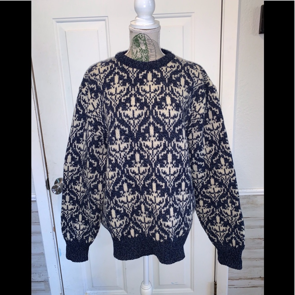 Awesome Vintage 1980s Royal North Mill Outfitters Wool Sweater❣️